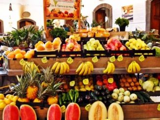 Obst und Gemüse in der Markthalle