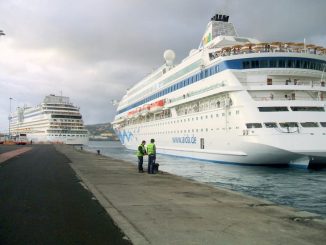 Kreuzfahrtschiffe im Hafen von La Palma